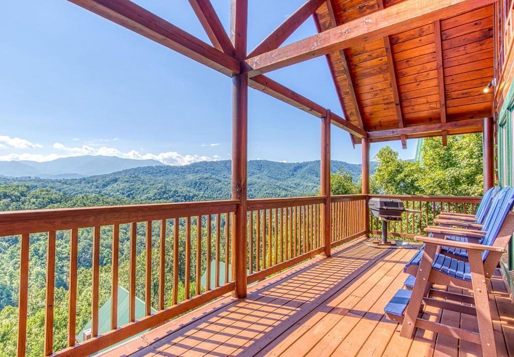 A Higher Calling, 1089 Of Free Area Attraction Tickets For Each Paid Day, Dollywood And More! Pigeon Forge Bagian luar foto